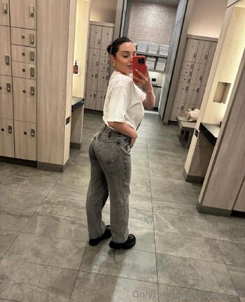 Alicia Waldne / aliciawaldner nude photo #37