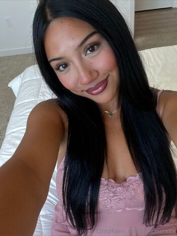 Ali Cruz / alicruzxxx nude photo #29