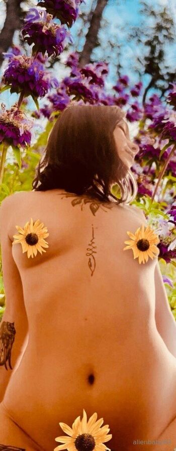 alienbaby6 / alienbaby69 nude photo #18