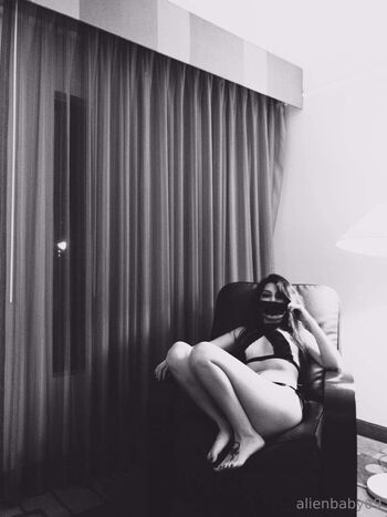 alienbaby6 / alienbaby69 nude photo #30