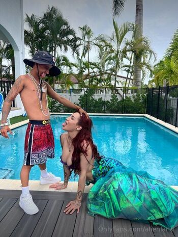 Yabdie / alienland nude photo #14