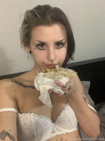 echo kitte / alienslush nude photo #19