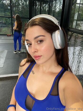 Alice Lan / aliice_sky nude photo #9