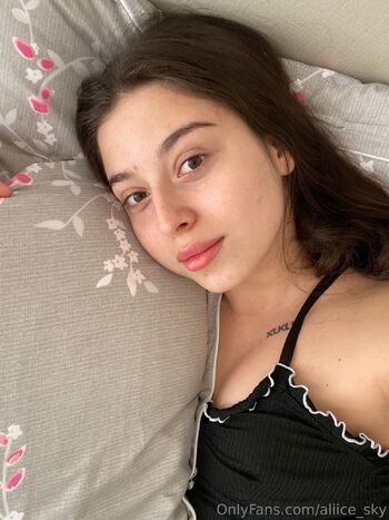 Alice Lan / aliice_sky nude photo #10