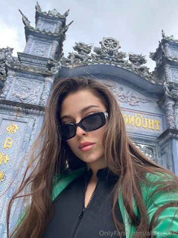 Alice Lan / aliice_sky nude photo #15