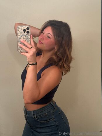 Al / aliii1123 / aliii1123_ / its.anna1122 / aliiiplayss nude photo #37