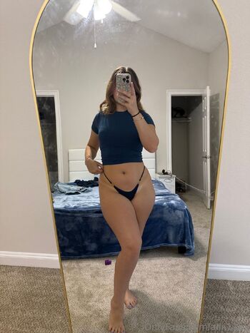 Al / aliii1123 / aliii1123_ / its.anna1122 / aliiiplayss nude photo #51