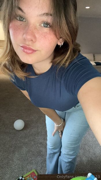 Al / aliii1123 / aliii1123_ / its.anna1122 / aliiiplayss nude photo #65