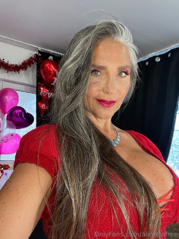 Alimelafre / alimelafree nude photo #1