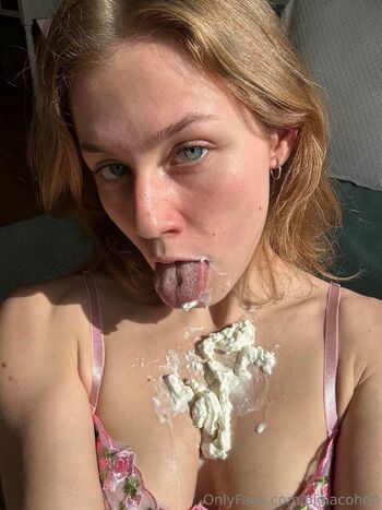 Alina / alinacohen nude photo #11