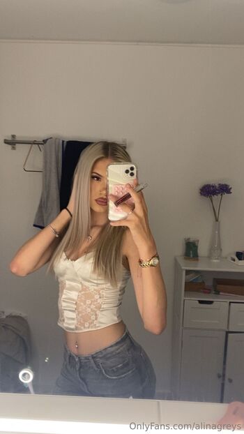 Alina Grey / alinagreys nude photo #2