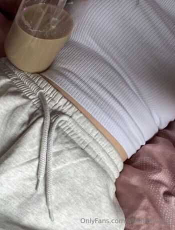 Alina Grey / alinagreys nude photo #11