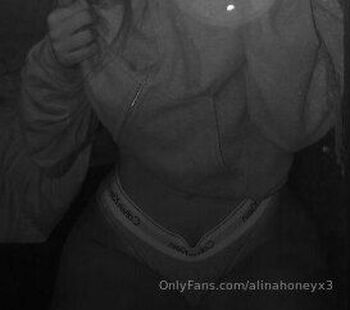 Alina Grey / alinagreys nude photo #18