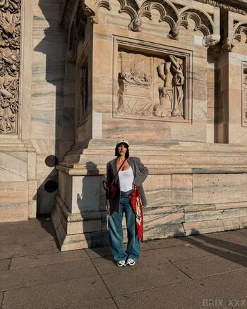 Alina Morett / alinamorettixxx nude photo #18