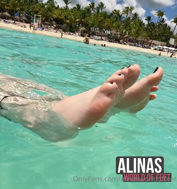 Alin / alinasworldoffeet / alinas_feet_98 nude photo #12