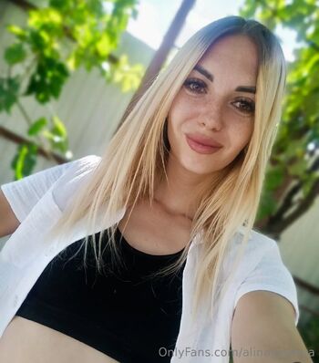 Malьvin / alinazineeva nude photo #5