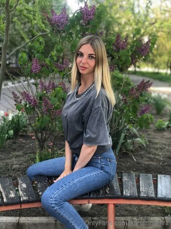 Malьvin / alinazineeva nude photo #12