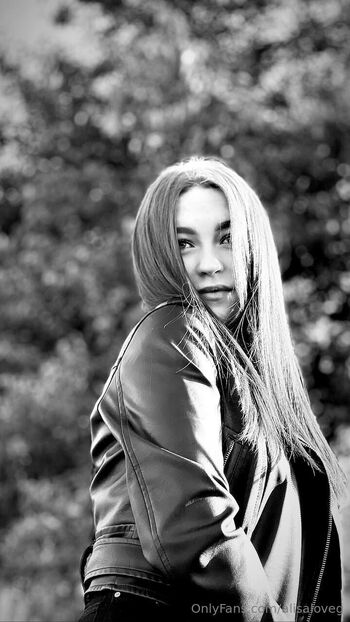 Alisa Lov / alisakiskis nude photo #18