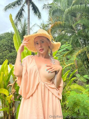 𝘼𝙇𝙄𝘾 / aliscream nude photo #6