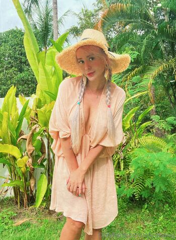 𝘼𝙇𝙄𝘾 / aliscream nude photo #7