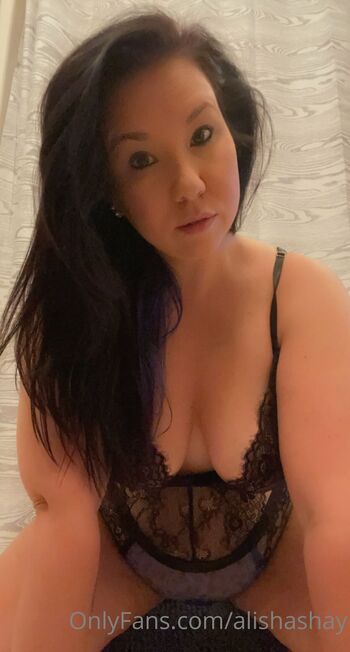 Brunette bab / alishashay / alishabibbee nude photo #12