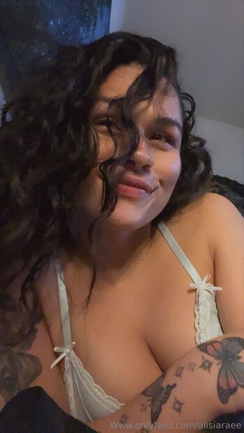 Alisia Rae / alisiaraee nude photo #8