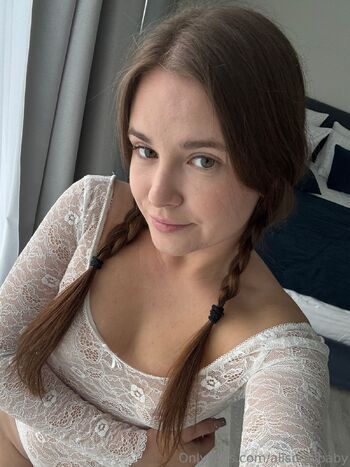 Viktoria / alisonlilbaby nude photo #24