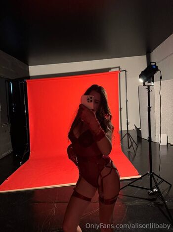 Viktoria / alisonlilbaby nude photo #38