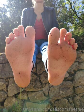 Alison Mahe Free / alisonmahefree nude photo #2