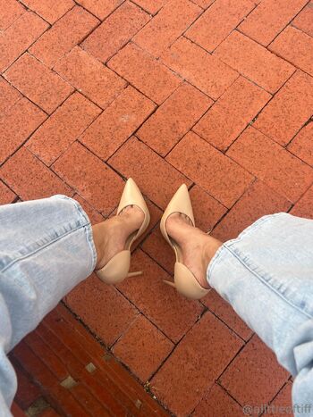 t i f f a n / alittleoftiff nude photo #19