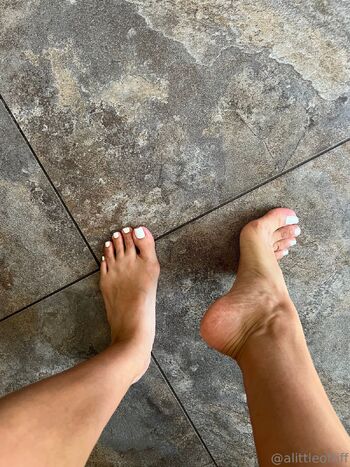 t i f f a n / alittleoftiff nude photo #34