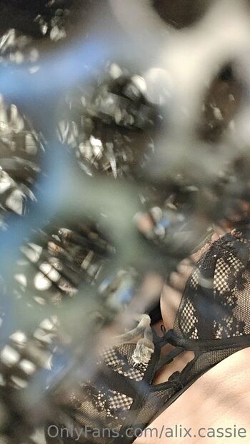 Cassi / alix.cassie nude photo #16