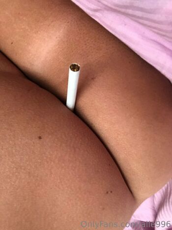 Alle / alle996 nude photo #9