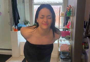 Alley Kitte / alley702kitten_fetish / alley702kitten nude photo #31