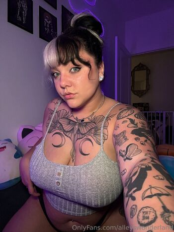 Alleys VIP / alleyswonderland nude photo #33