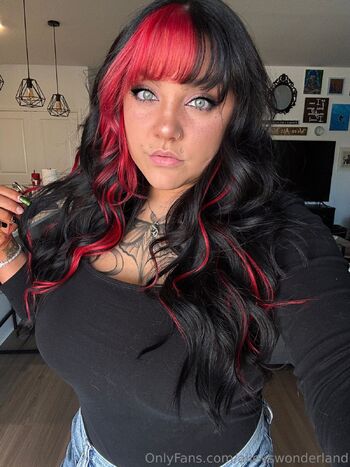 Alleys VIP / alleyswonderland nude photo #44