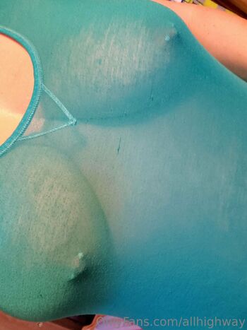 KittenVee of Allhighwa / allhighway nude photo #5