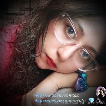 Alli / allieveryhot nude photo #18