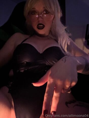 Alli Moon / allimoona04 nude photo #30