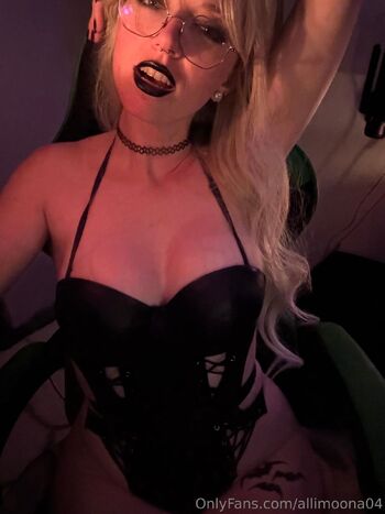 Alli Moon / allimoona04 nude photo #32