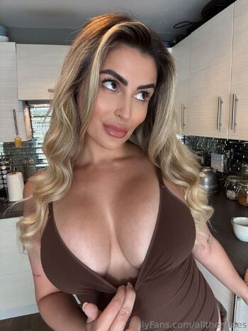 Yasmine Fox / allthenudes nude photo #12