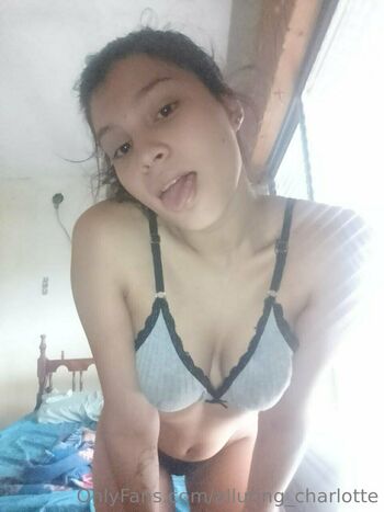 Charlott / alluring_charlotte nude photo #34