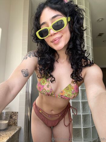 liya / alluringliyahh nude photo #39