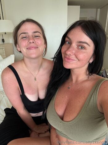 Ally / ally1kenobi nude photo #24