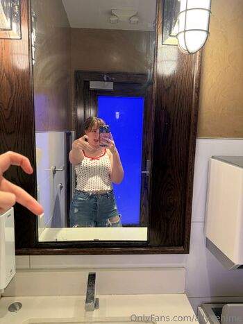 Allyc / allycehime / allyce_hime nude photo #31