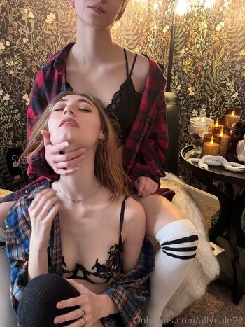 All / allycule22 nude photo #29