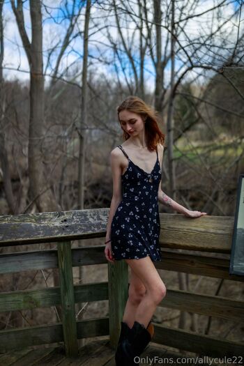 All / allycule22 nude photo #30