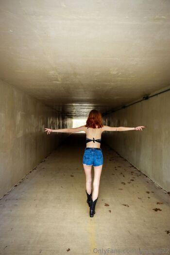 All / allycule22 nude photo #34