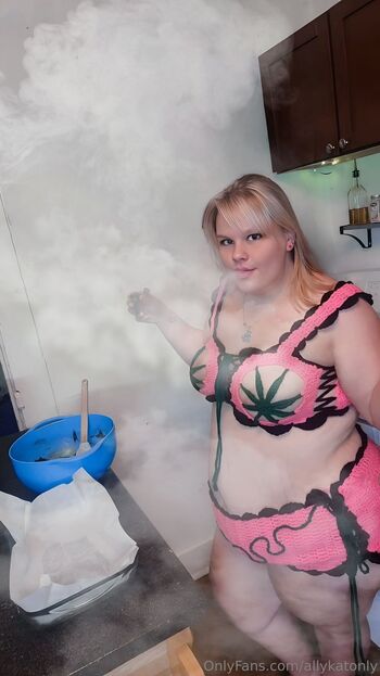 AllyKa / allykatonly nude photo #34