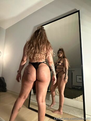 Ally Lotti RATED 1 BEST FREE ONLYFAN / allylotti nude photo #15